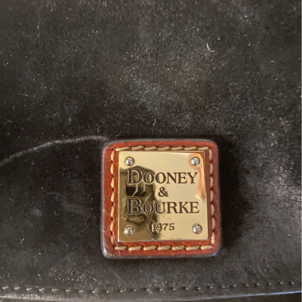 Purse good for all occasions, little warn, but still a classic